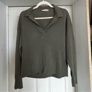 Everlane cashmere sweater in dark green